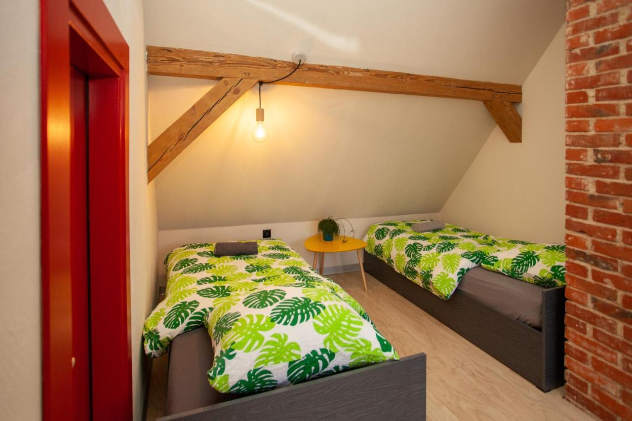 Pokoje Goscinne "Przy Rynku" Gliwice Exterior foto